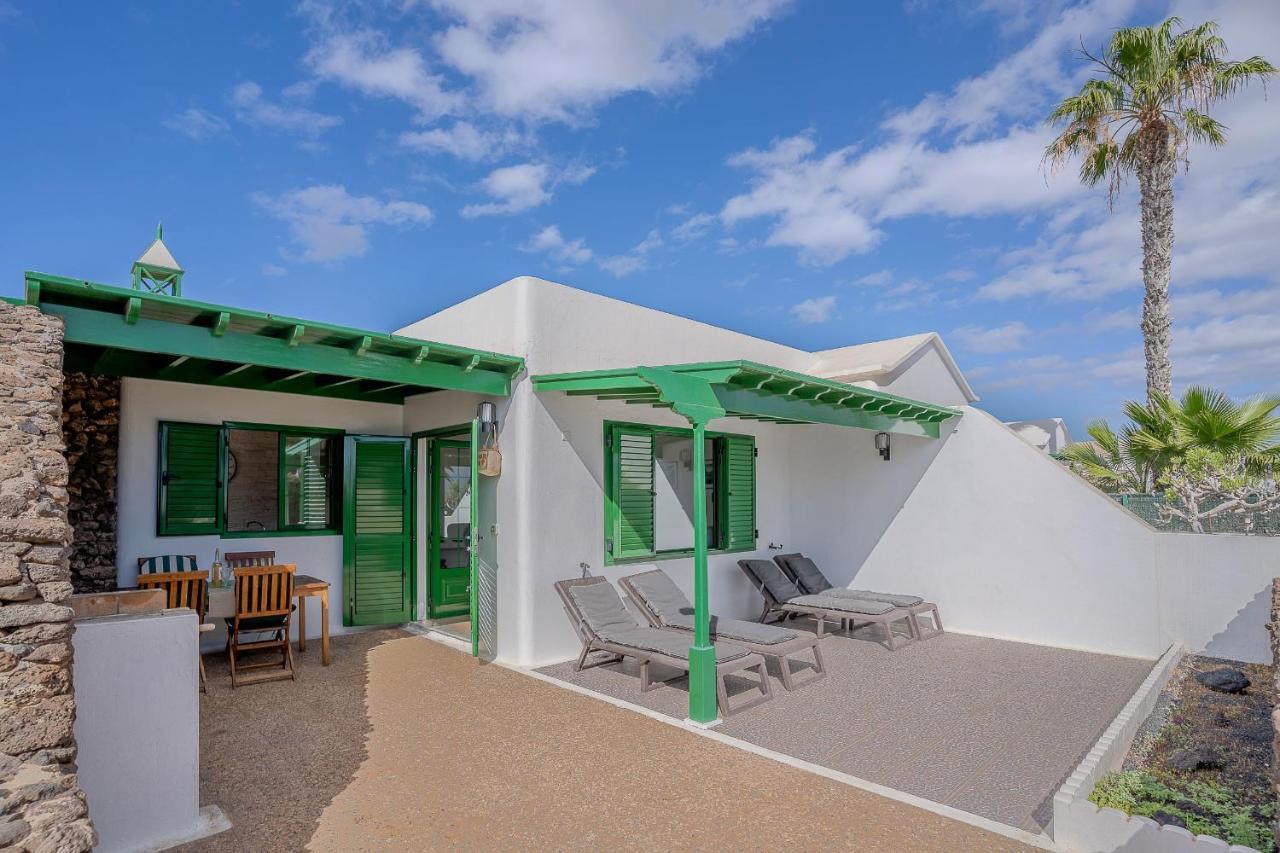 Vv Tamia By Hh Villa Playa Blanca  Exteriör bild